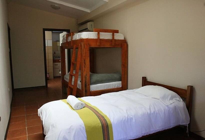 Turrialba Bed & Breakfast
