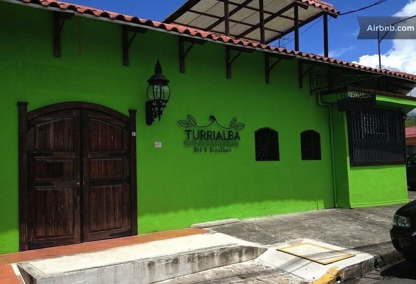 Turrialba Bed & Breakfast