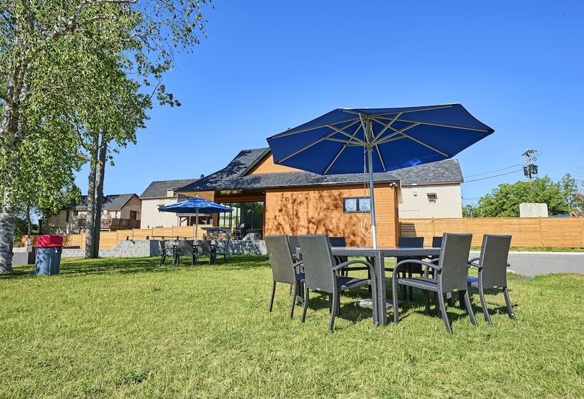 Wasaga Riverdocks Hotel Suites