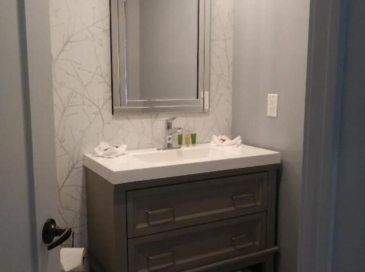 Wasaga Riverdocks Hotel Suites