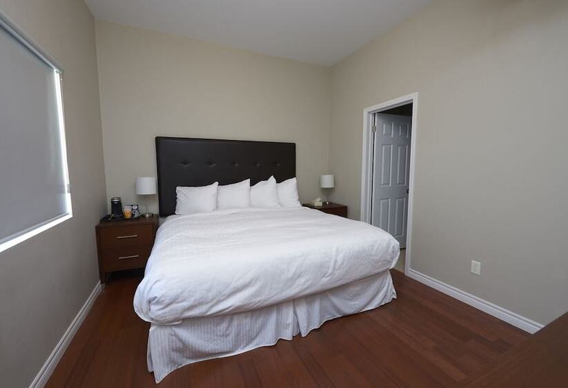 Wasaga Riverdocks Hotel Suites