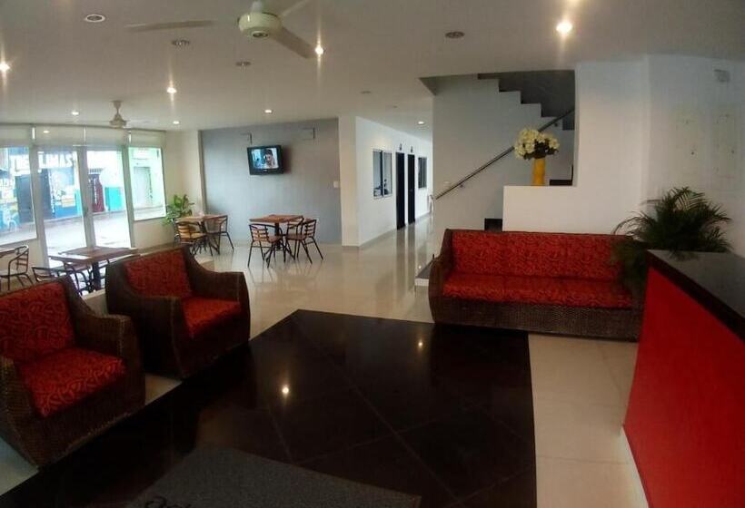 A&l Hoteles   Hotel Adelaida