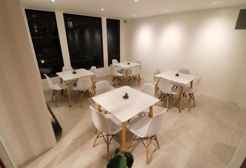 فندق صغير Cactus