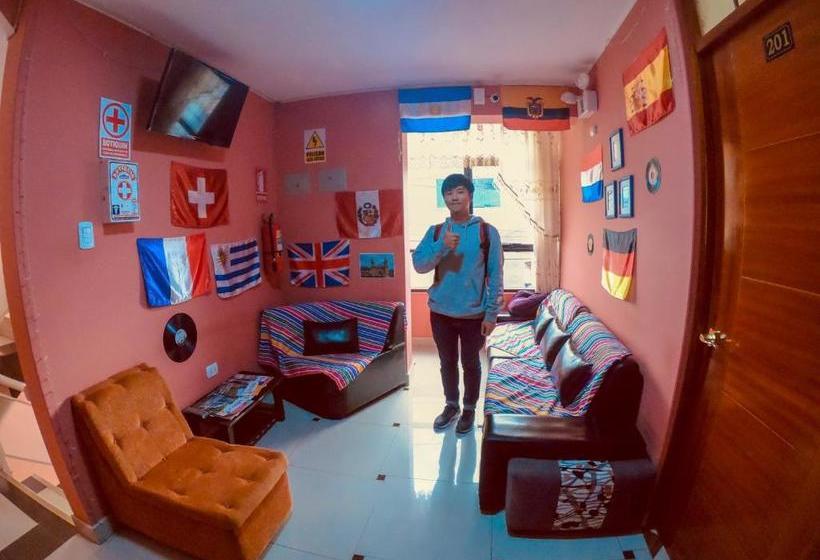 هاستل Hostal Berlin