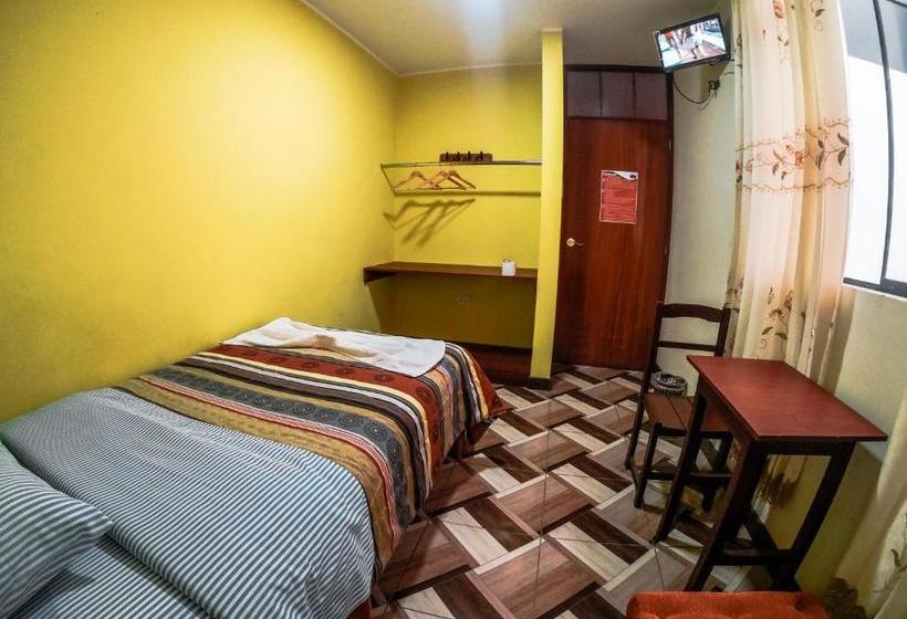 هاستل Hostal Berlin