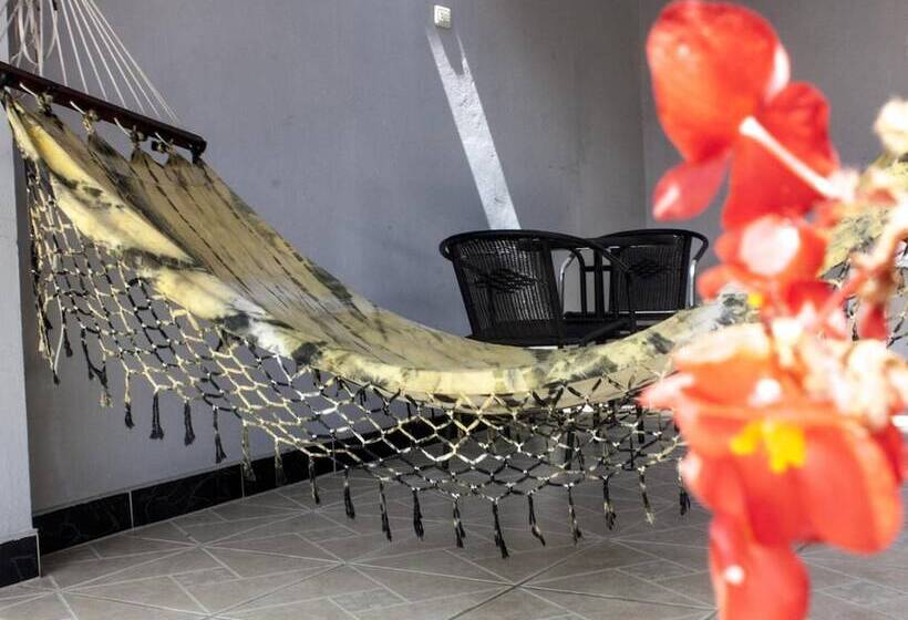 هاستل Jer`s Hostal