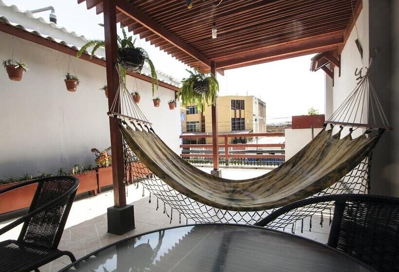 هاستل Jer`s Hostal