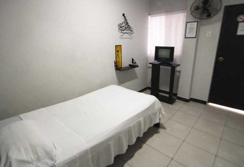 هاستل Jer`s Hostal