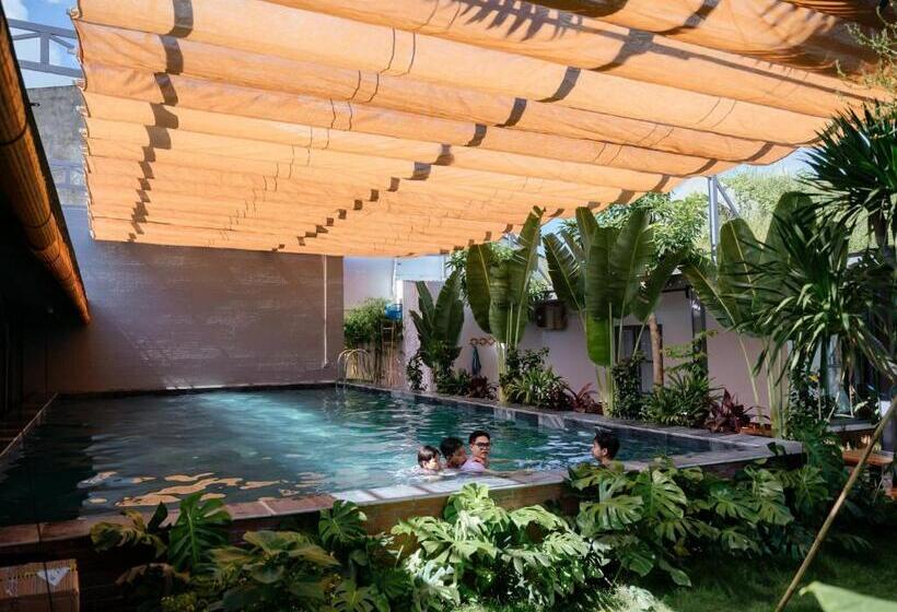 هاستل Kiet Hong