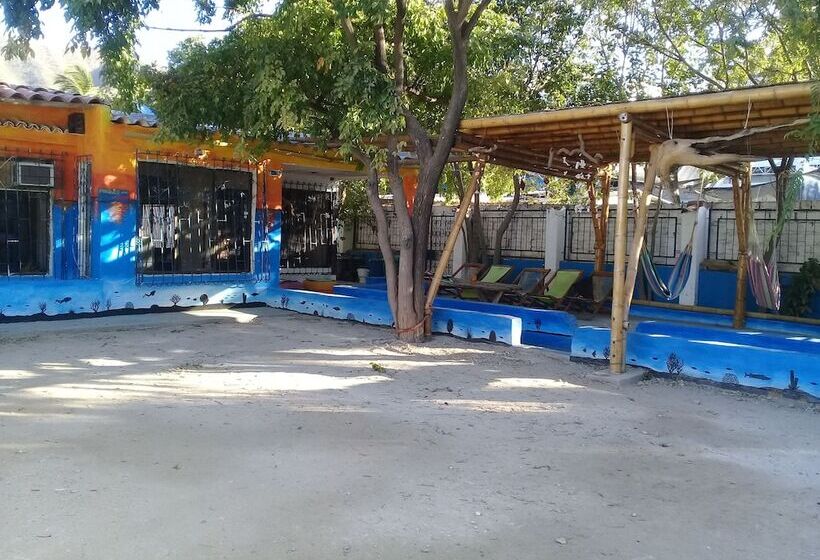 ユースホステル Taganga Paradise Hostal Diving