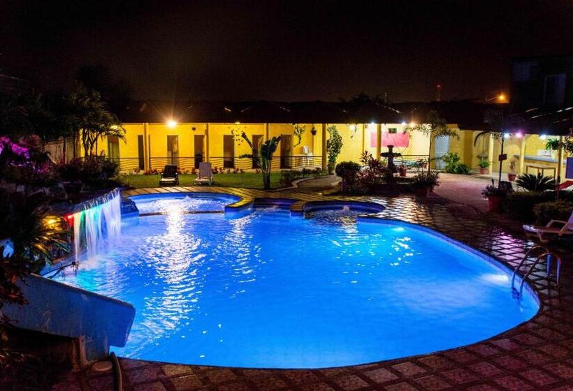 Общежитие Tuzco Lodge