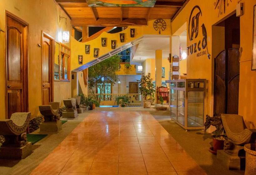 Общежитие Tuzco Lodge