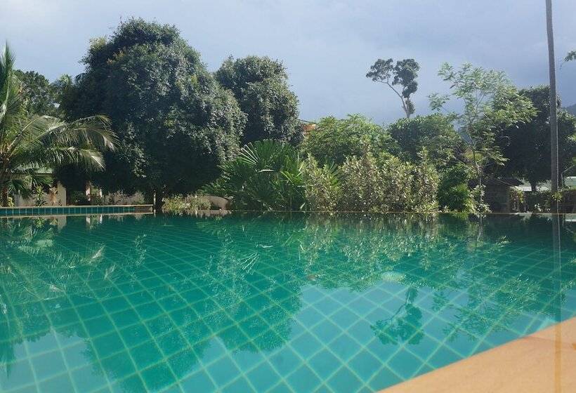 Baannoksuan Resort Samui