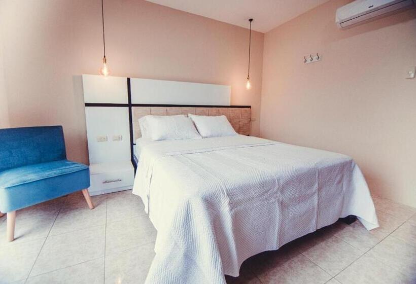 Bed and Breakfast Golden