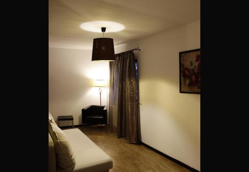 ベッドアンドブレックファースト La Livada