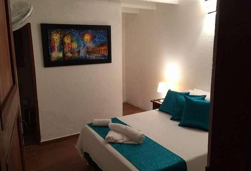 ベッドアンドブレックファースト Santa Maria De La Rueda