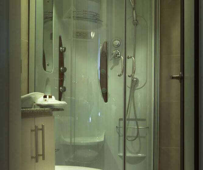 Del Parque Hotel & Suites