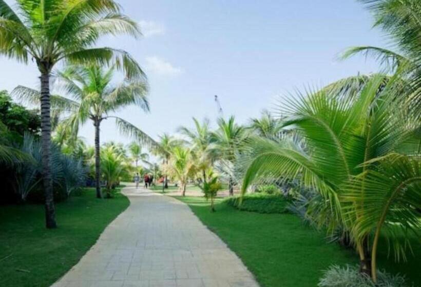 Hoa Binh Rach Gia Resort