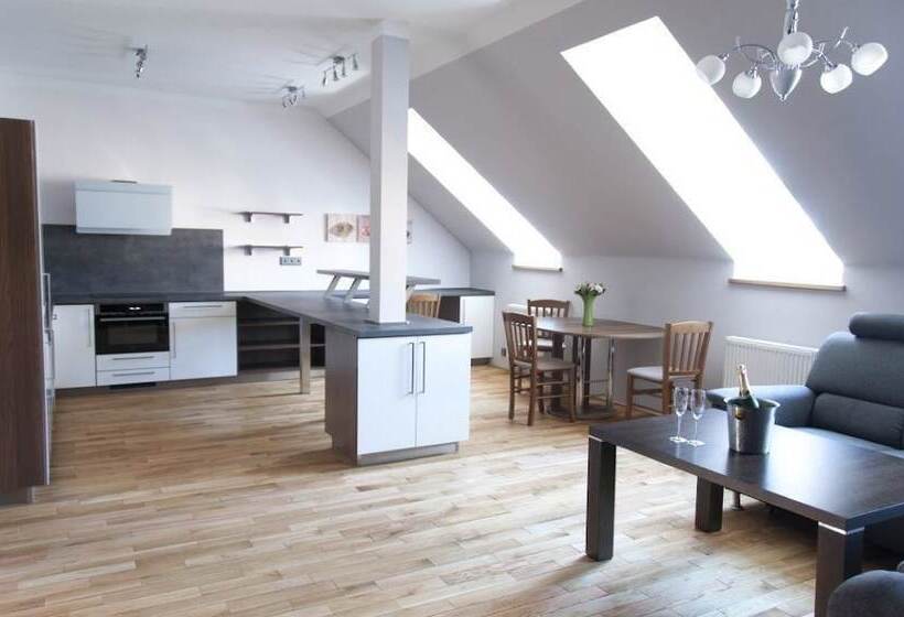 호텔 Apartmany Becherplatz