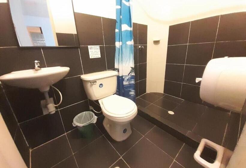 酒店 Arcoiris Girardot