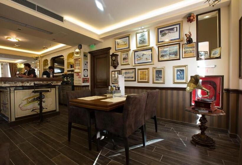 ホテル Aviator Boutique