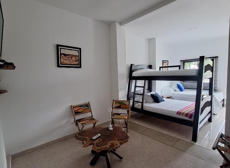 هتل Balcones Del Ayer