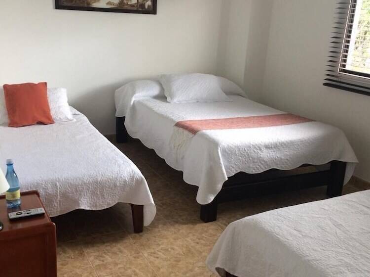 هتل Balcones Del Ayer