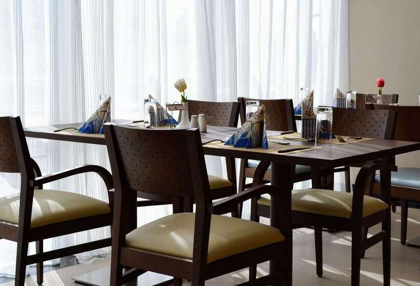 酒店 Best Western Plus Buraidah