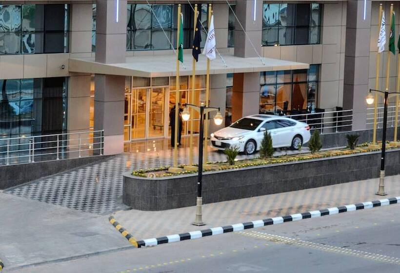 酒店 Best Western Plus Buraidah