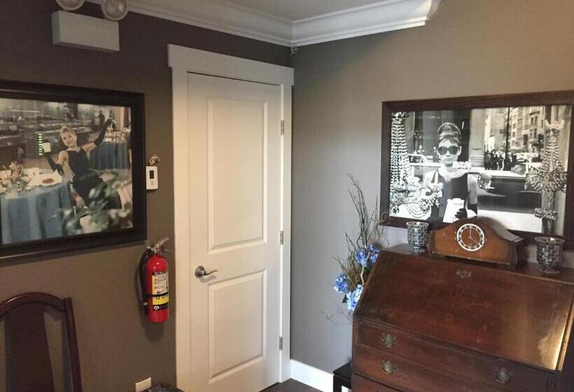 בית מלון כפרי Brookside Inn Boutique