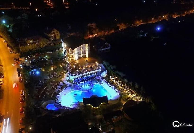 בית מלון כפרי Castel Transilvania