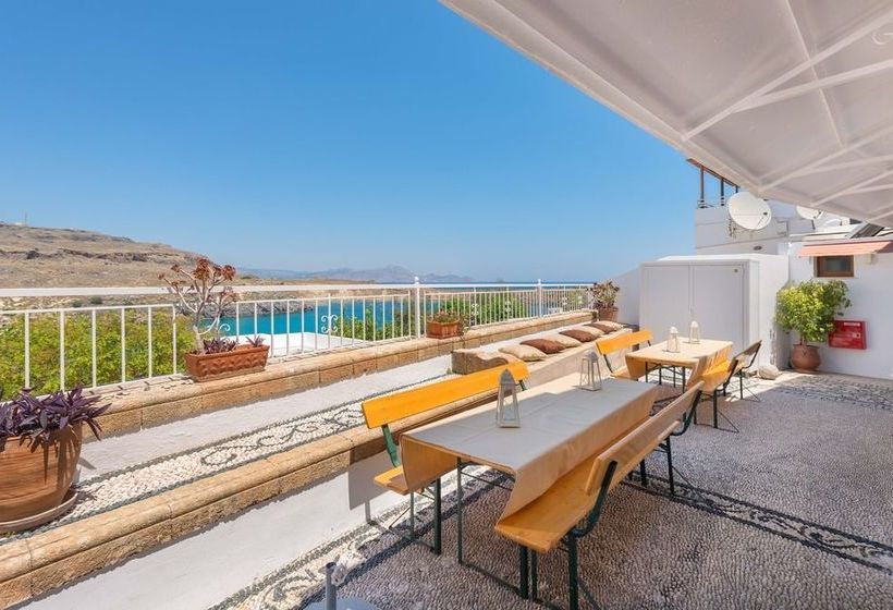 ホテル Chrysanthi Luxury Studios Lindos