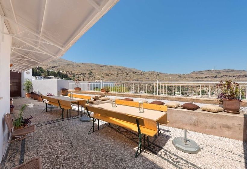 ホテル Chrysanthi Luxury Studios Lindos