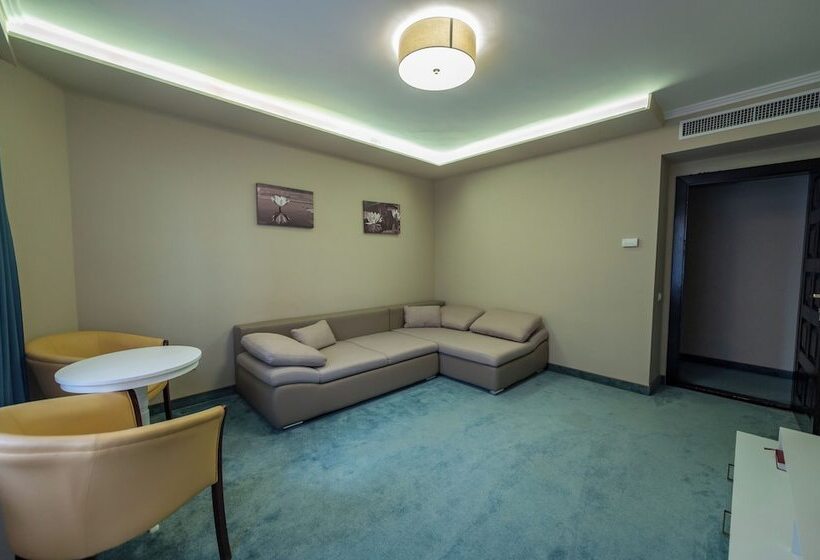 בית מלון כפרי Complex Turistic Monaco