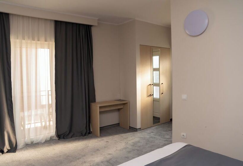 בית מלון כפרי Complex Turistic Monaco