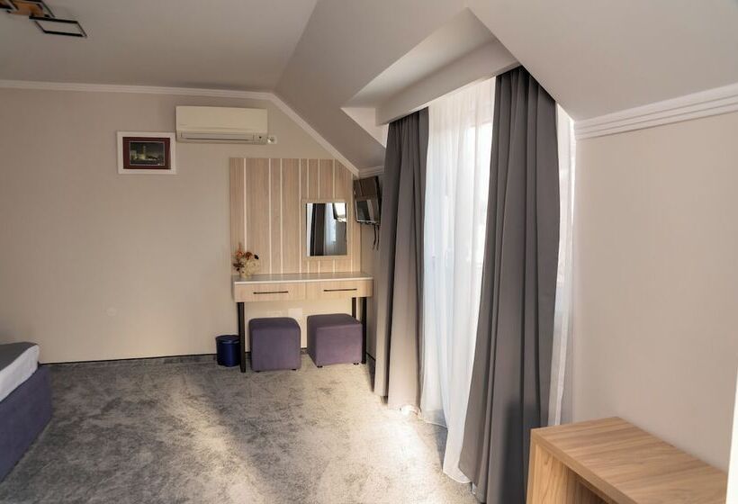 בית מלון כפרי Complex Turistic Monaco