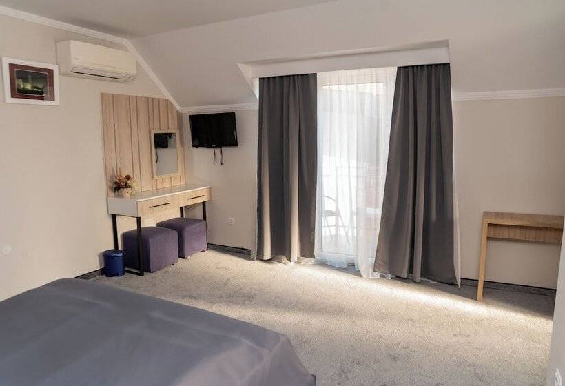 בית מלון כפרי Complex Turistic Monaco