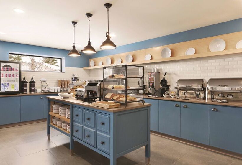 فندق Country Inn & Suites By Radisson, Belleville, On