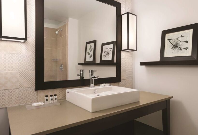 فندق Country Inn & Suites By Radisson, Belleville, On