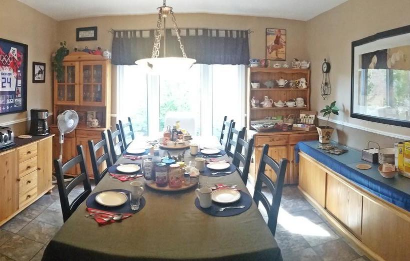 فندق Creekside B&b