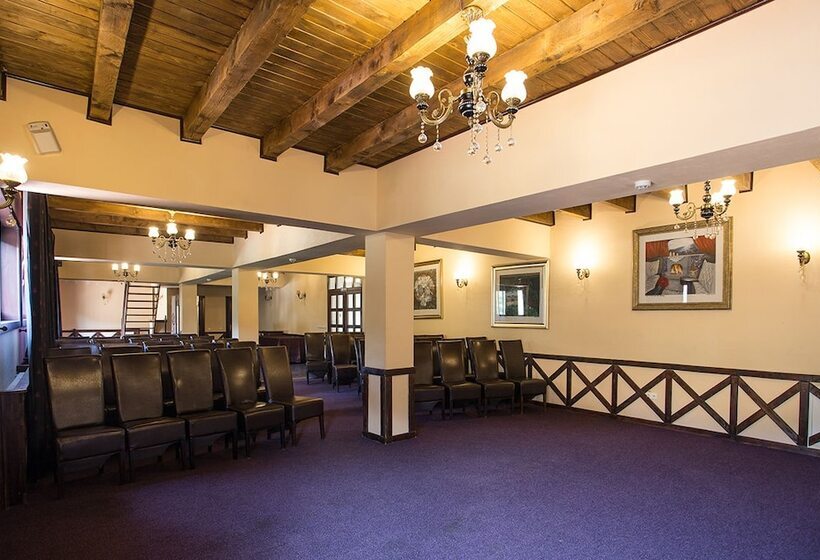 בית מלון כפרי Domeniul Dambu Morii