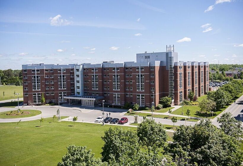 فندق Residence & Conference Centre   London