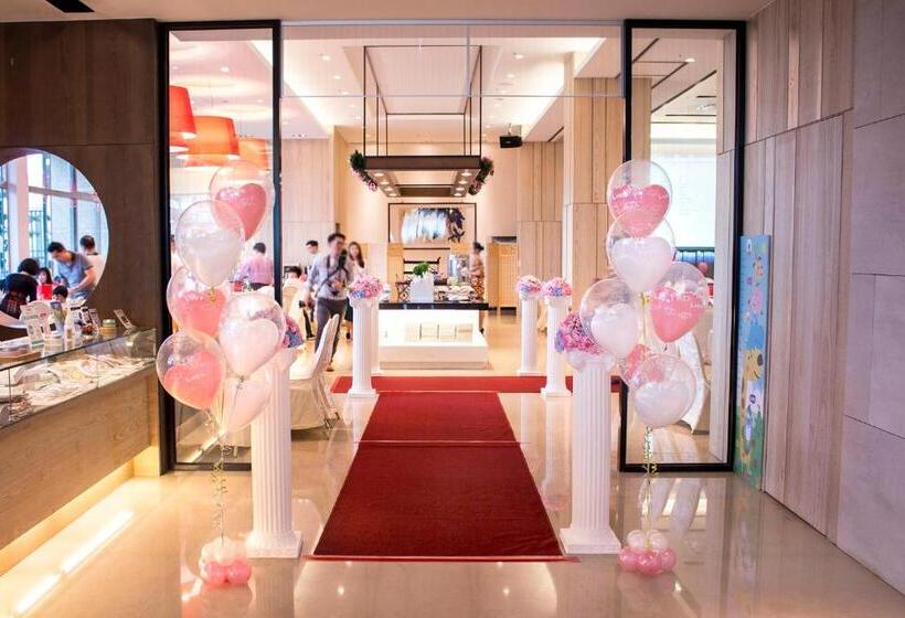 هتل Formosa Naruwan Galaxy