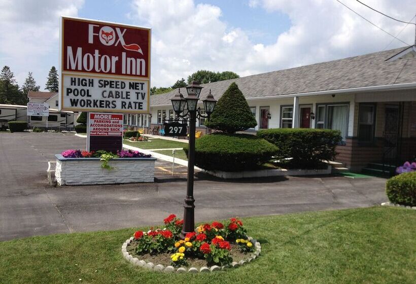 فندق Fox Motor Inn