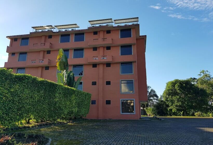 Gran Hotel De Lago   Lago Agrio