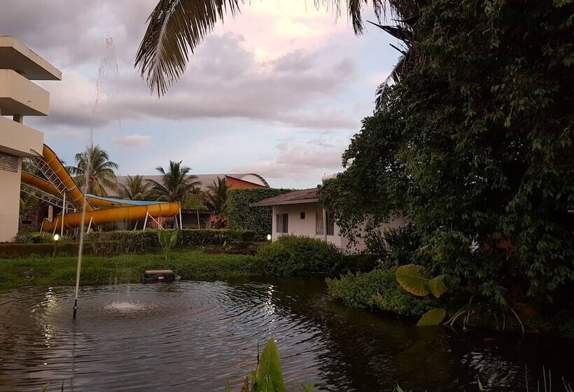 Gran Hotel De Lago   Lago Agrio