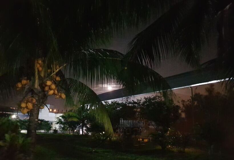 Gran Hotel De Lago   Lago Agrio