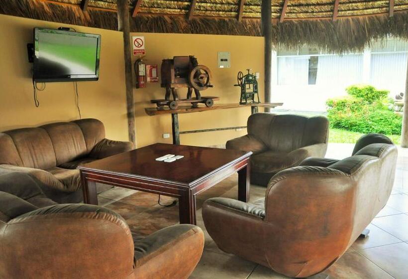 Gran Hotel De Lago   Lago Agrio