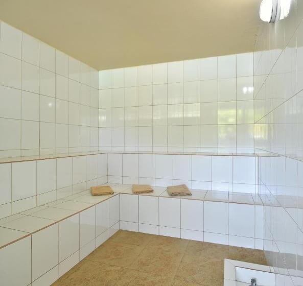 Gran Hotel De Lago   Lago Agrio