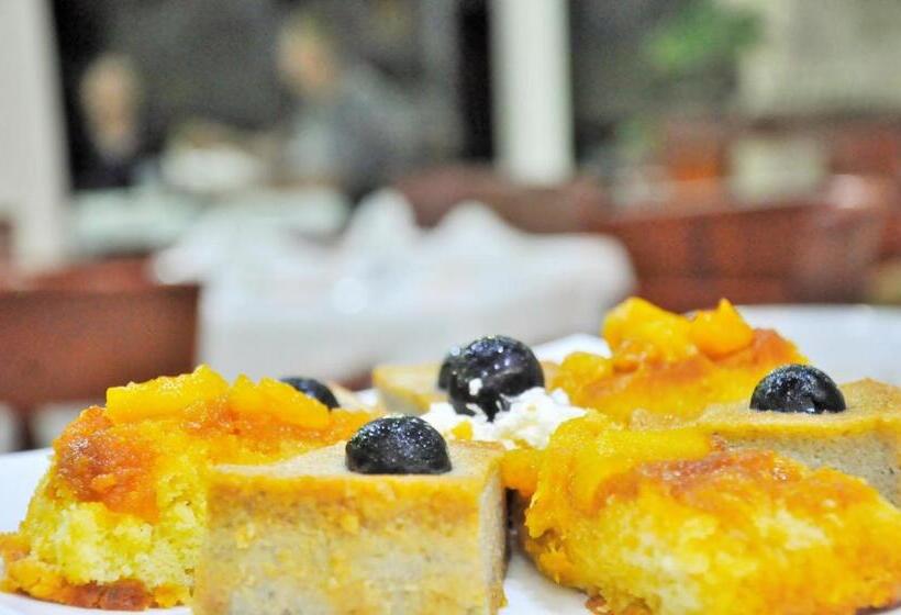 Gran Hotel De Lago   Lago Agrio